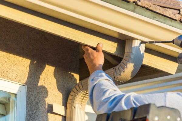 Aluminum Rain Gutter Service in Barrington